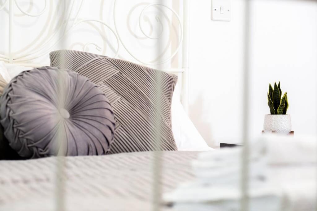 Luxury 2Bed Spacious Apartment- City Centre- Free Parking Бирмингам Екстериор снимка